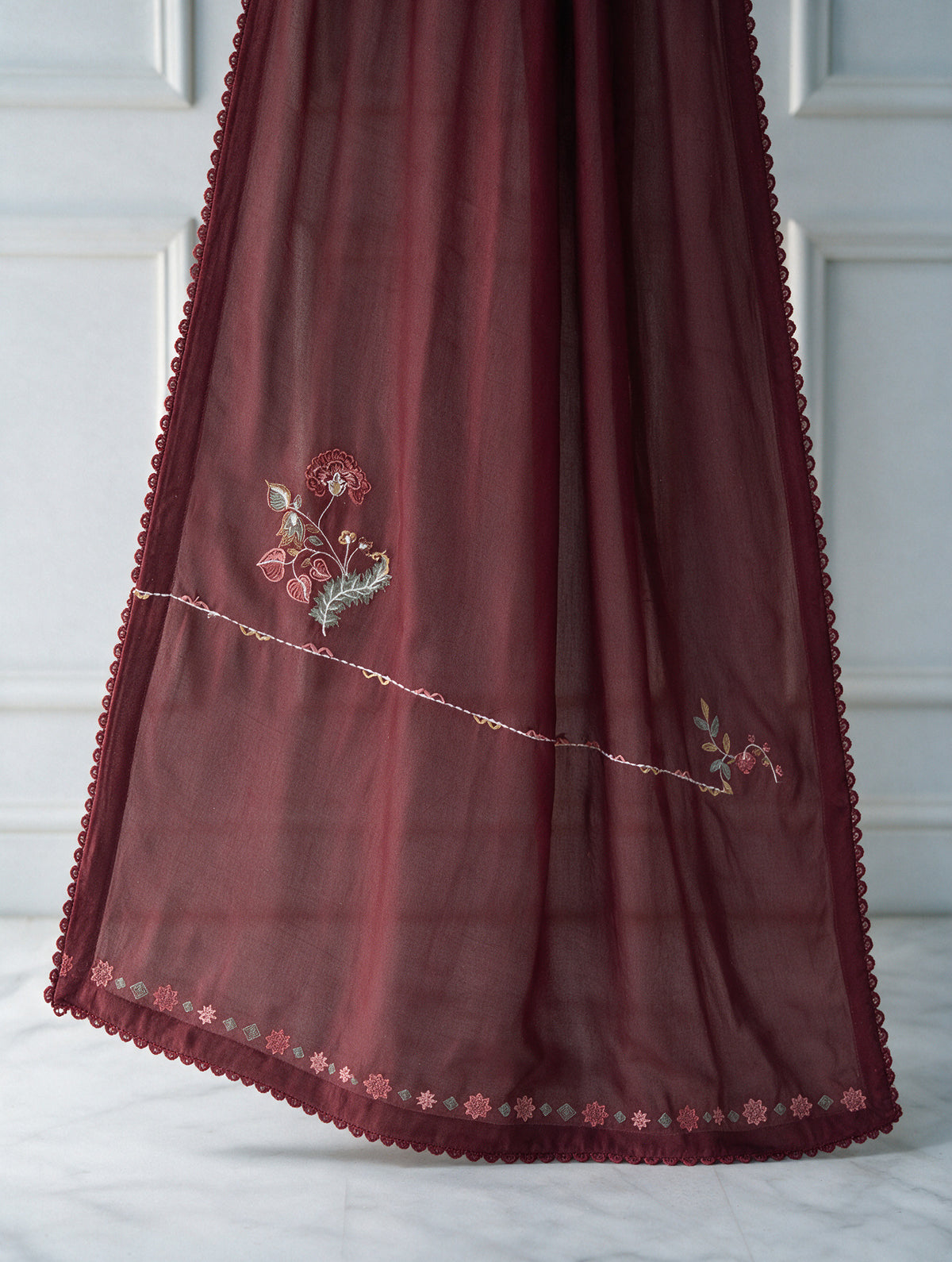 Syra Dupatta