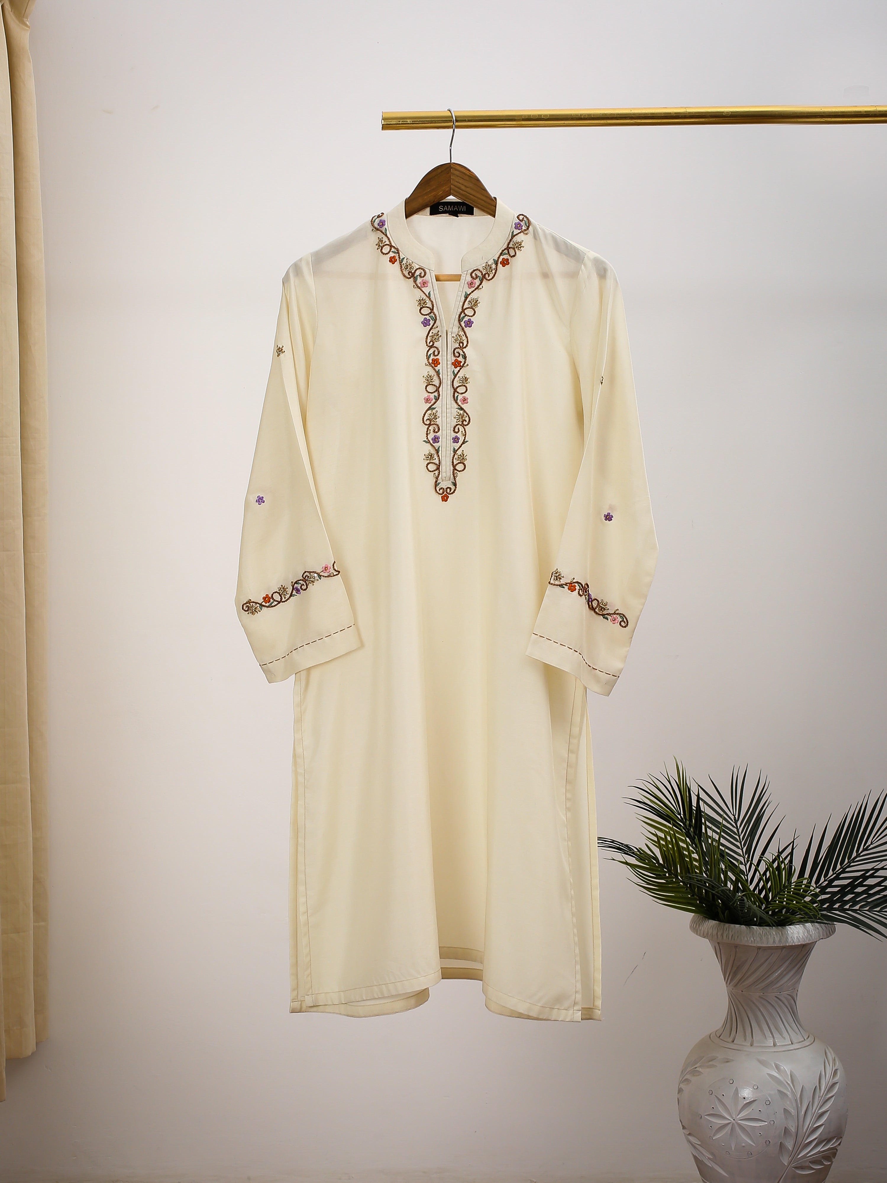 Gulrez Kurta