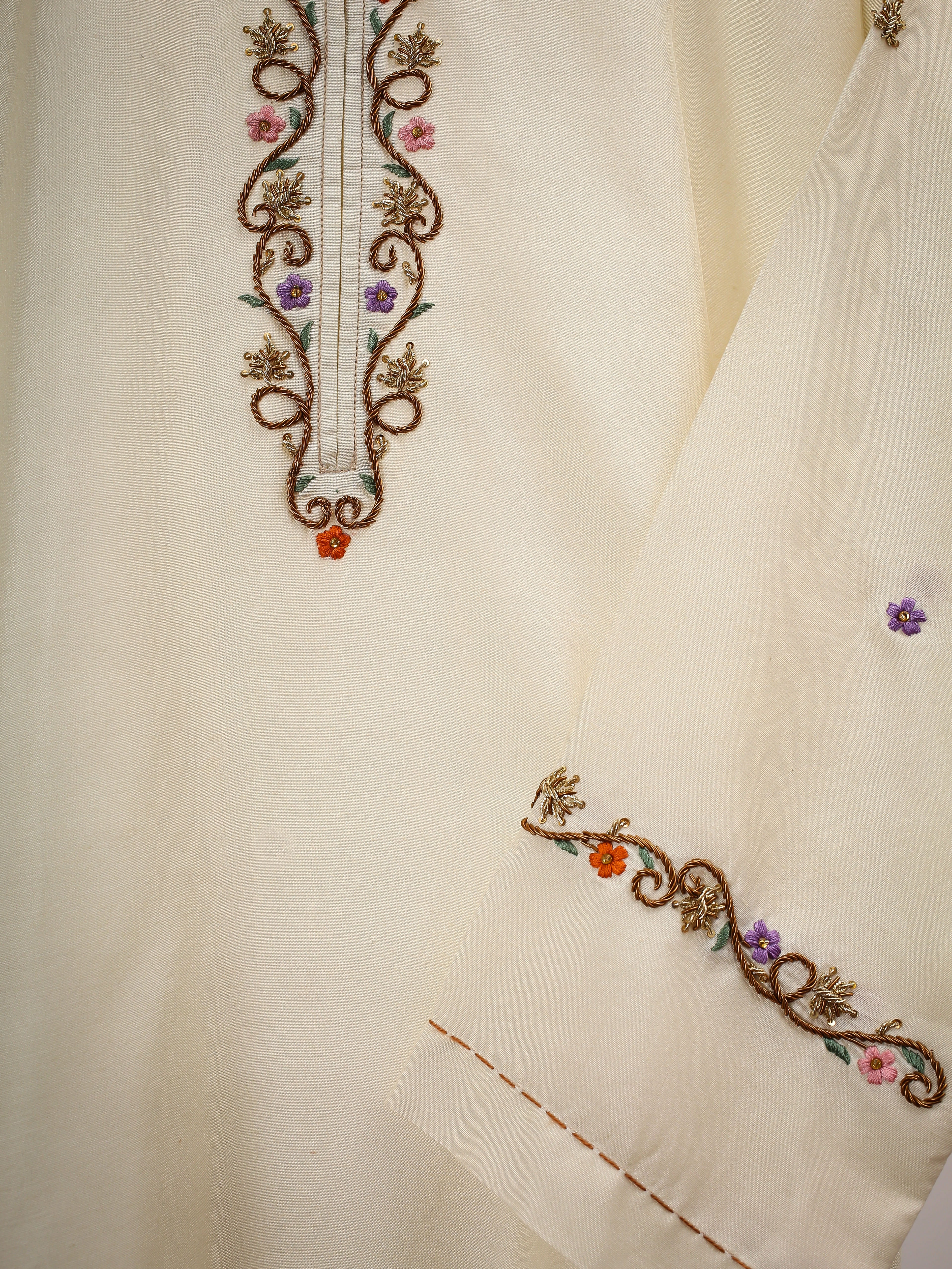 Gulrez Kurta