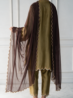 Deena Dupatta