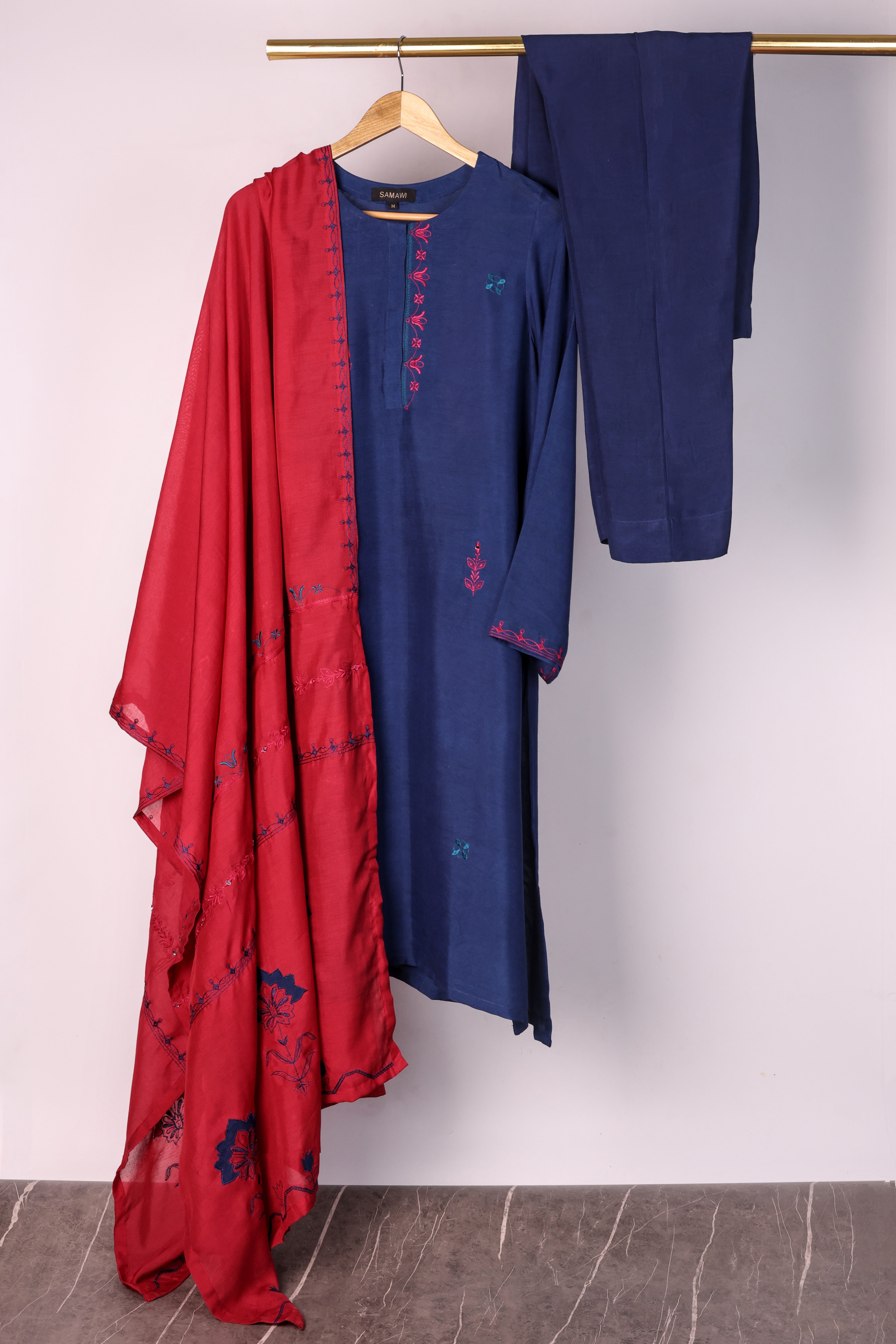 Raya Kurta